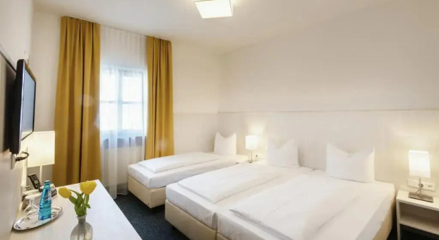 Трёхместный номер Standard Hotel Wandinger Hof