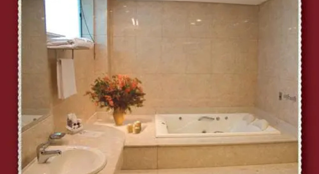 Люкс Master Plaza Hotel