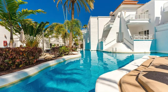 Villa Lagos de Fanabe, Забронировать Вилла Виллы Адехе, рядом с Центр водных видов спорта Tenerife Nautical Center, Вилла