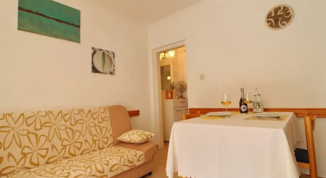 Апартаменты Apartments Villa Marijana - One Bedroom Apartment With Terrace and Garden View