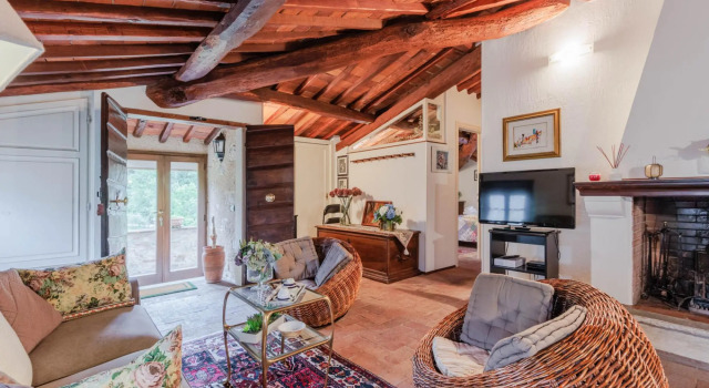Bicocche Stone Farmhouse, Prenota Villa Hotel a Versilia con piscina, Piscina