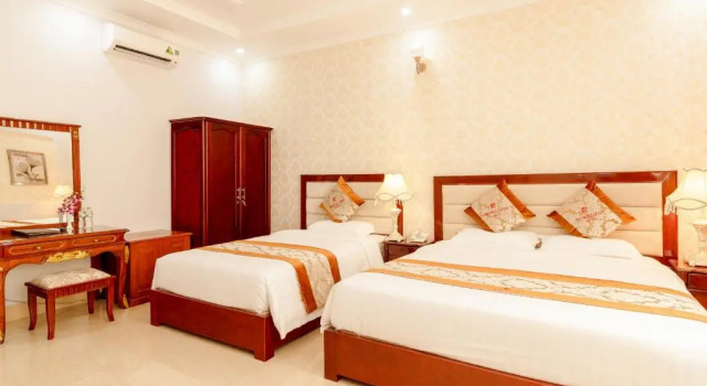 Трёхместный номер Deluxe Romeliess Hotel