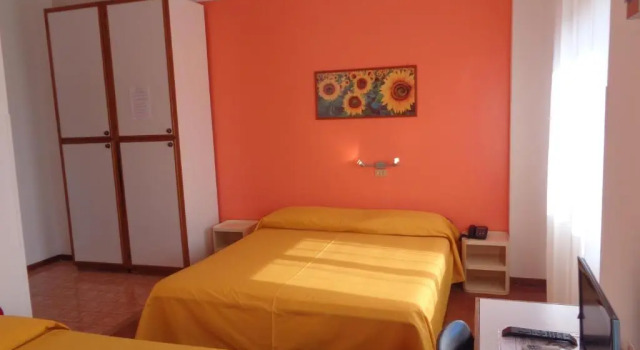 Номер Classic Siris Hotel