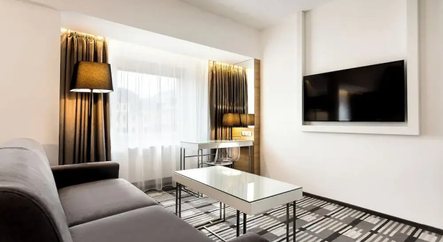 Полулюкс Hotel International Brno