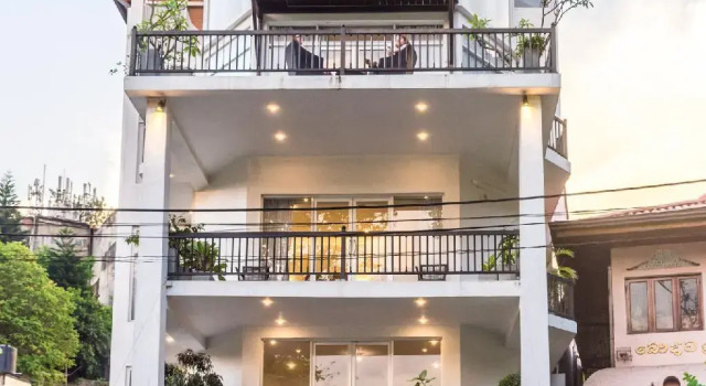 Двухместный люкс с балконом Viyana Boutique Hotel
