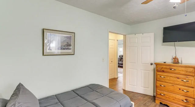 Walk to Sandusky Bay: Home w/ Hot Tub & Fire Pit!, Reserva ahora Hotel Bay View Estados Unidos