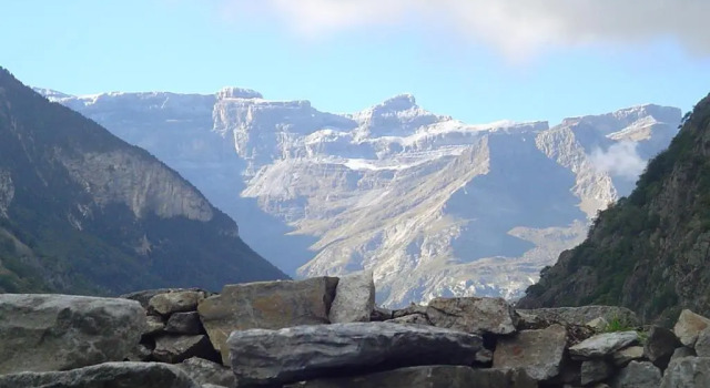 Yourtes Mongoles Gavarnie, Rezervați Teren de campat Gavarnie Languedoc-Roussillon