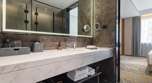 Люкс с красивым видом из окна Shenyang Hua Ren International Hotel