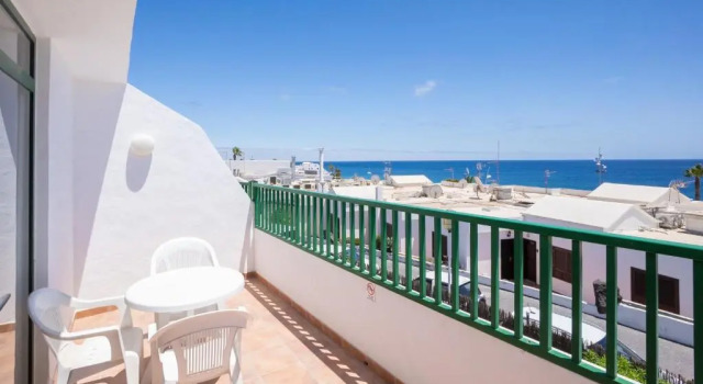 Апартаменты с видом на море Apartamentos La Peñita