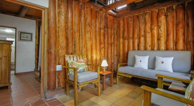 Четырёхместный номер Standard Ezulwini Game Lodge