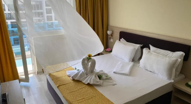 Suite Hotel Apollo