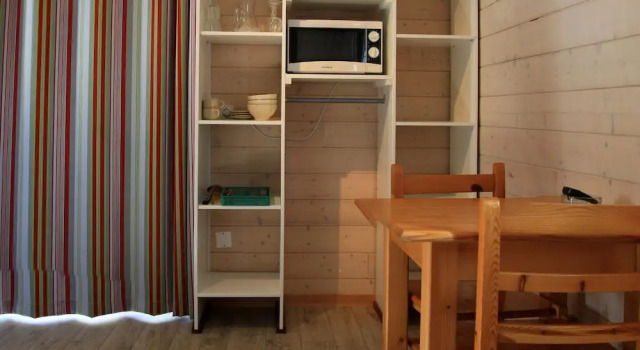 Бунгало Standard c 1 комнатой Camping Hameau Des Cannisses