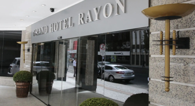 Grand Mercure Curitiba Rayon, Забронировать Отель Отели Куритиба 4 звезды, рядом с Театр Барракан, 4*