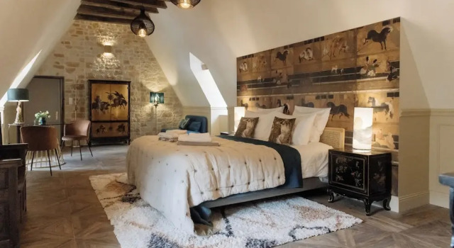 Grandiose suite Manoir de Laroque Delprat