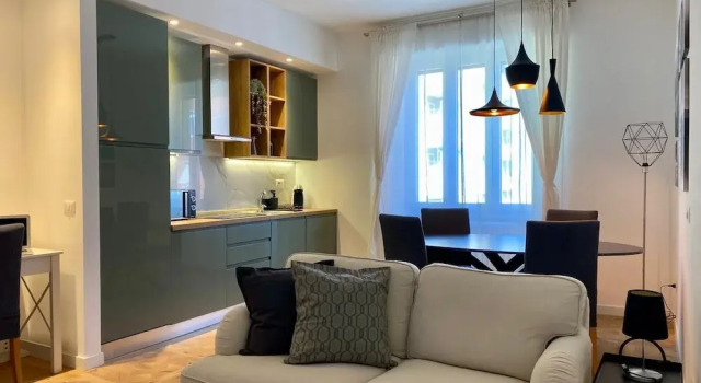 Modern 2 bedrooms - Cino 15, Book Lejlighed Milano Lombardiet, nær Bicocca
