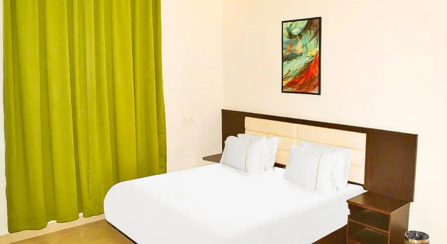 OYO 617 Rose Plaza Hotel