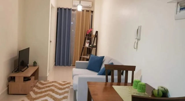 Grand Residences Unit 12N by Comfyrooms, Book Hotel Cebu City Cebu