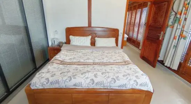Люкс Shaxi Zhenshan Qigu Homestay
