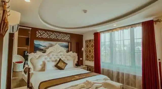 Lake Panorama Hotel - Sapa, Забронировать Отель Шапа Лаокай, рядом с Рынок Сапа