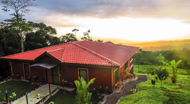 Вилла Arenal Waterfall Lodge