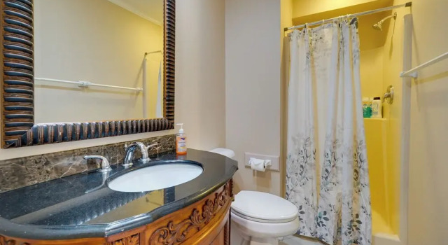 Апартаменты Condo w/ 2 Decks - Steps to Wrightsville Beach!