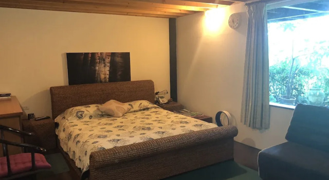 樹之間民宿 樟間 櫸間, Prenota Bed & breakfast Dongshi 