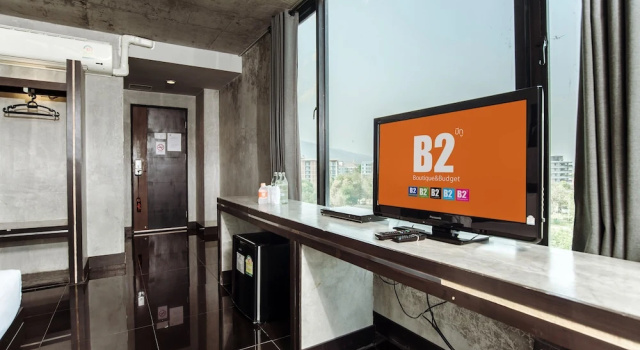 Трёхместный номер Deluxe B2 Black Business & Budget Hotel