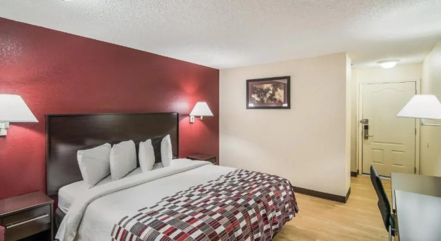 Двухместный номер Deluxe Red Roof Inn & Suites Pensacola East - Milton