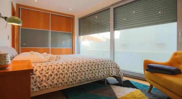 Roof Top Bairro Novo, Забронировать Отель Отели Фигейра-да-Фош 3 звезды, рядом с Sotto Mayor Palace, 3*