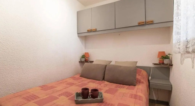 Appartement Saint-Lary-Soulan, 2 pièces, 4 personnes - FR-1-296-224, Забронировать Апартаменты/квартира Отели в центре Сен-Лари-Сулан, в центре, Парковка