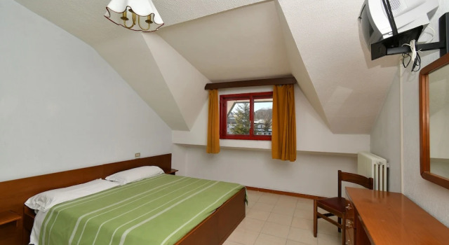 Трёхместный номер Classic с видом на горы Delberg Palace Hotel