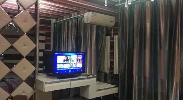 Zhaodong Xiaoyi Homestay, Book Hotel Zhaodong China
