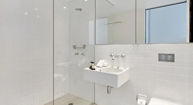 Люкс с видом на воду ULTIQA Air On Broadbeach