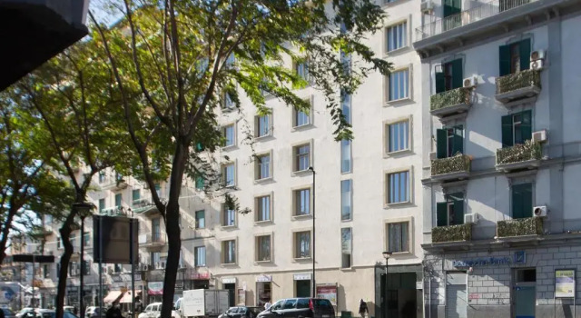 Corso Novara 5 Design Apartments, Забронировать Апартаменты/квартира Неаполь - Центральный вокзал Неаполь, рядом с Церковь Пио Монте делла Мизерикордия