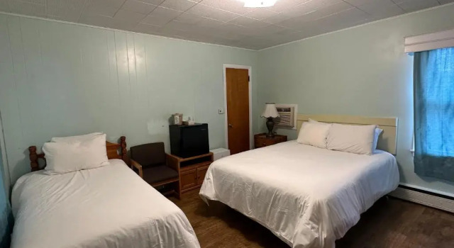 Номер Deluxe The Colonial Inn & Creamery
