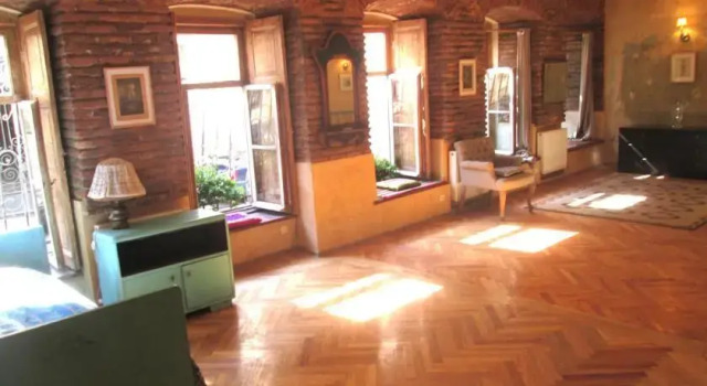 Loft in Art Nouveau