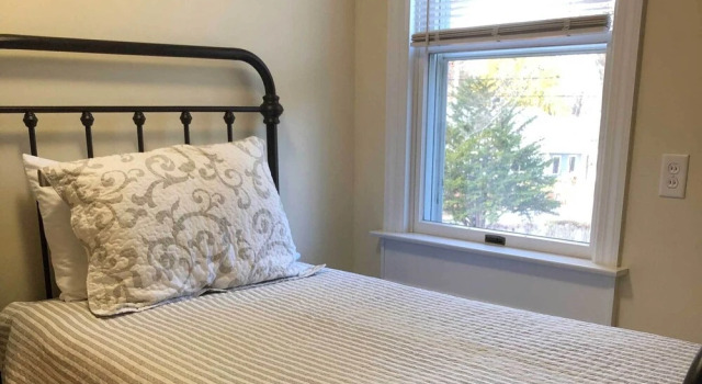 Kennebunk Home w/ Yard < 1 Mile to Dock Square!