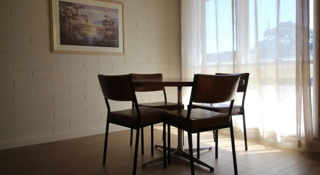 Люкс Standard с 2 комнатами Cobram Colonial Motor Inn