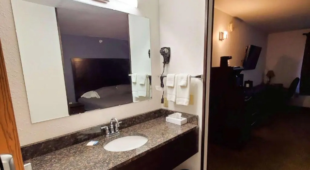 Suite Jasper Ridge Inn Ishpeming