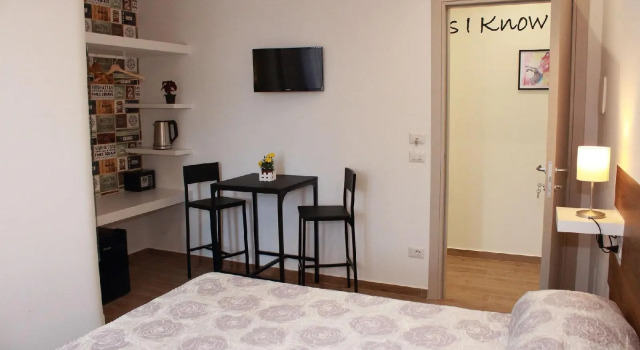B&B Allerìa Pozzuoli, Забронировать Отель «постель и завтрак» Отели Поццуоли с завтраком, рядом с Amphitheatre Flavius, Завтраки