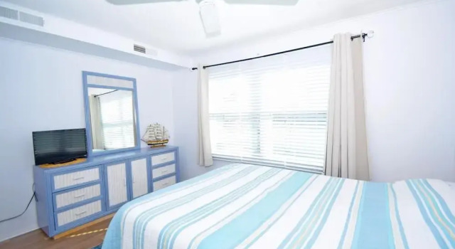 Old Wharf 15 1 Bedroom Condo by RedAwning, Rezerwuj Hotel Midtown 