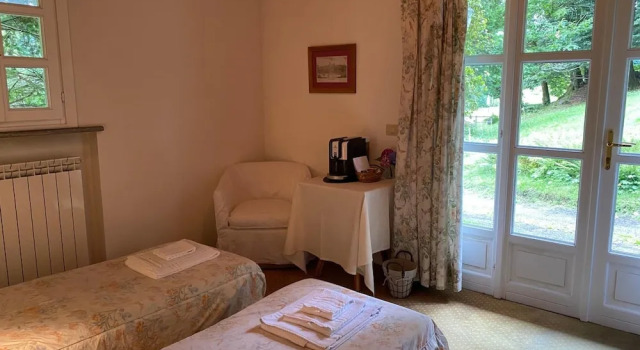 Hotel Villa Simplicitas, Book Villa Sommerhuse i Como, Hytte