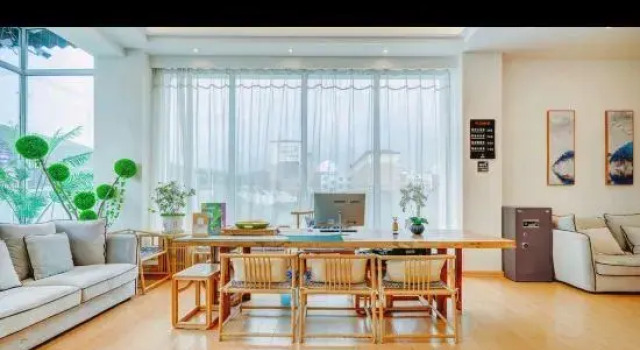 Yichun Zhuomuniao Chinese Inn