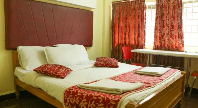 ULO Sai Jayanth Guest House, Забронировать Гостевой дом Отели штата Тамилнада с завтраком, Завтраки