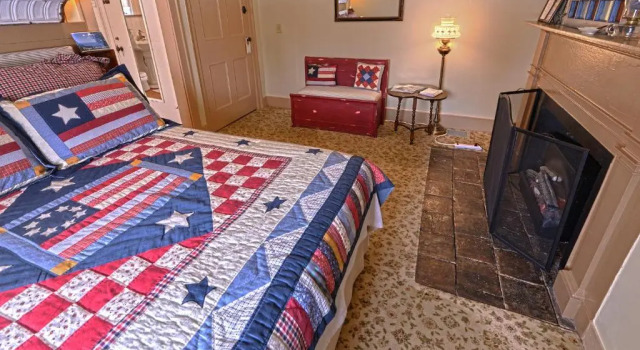 Номер Standard B&B at Oliver Phelps