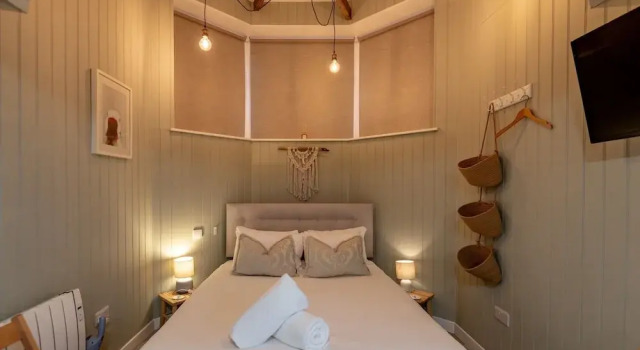 1 Bed Home - Sleeps 2 - Pets - Patio - Parking, จอง บ้านพักตากอากาศ เซนต์แอนดรูว์ ไฟฟ์