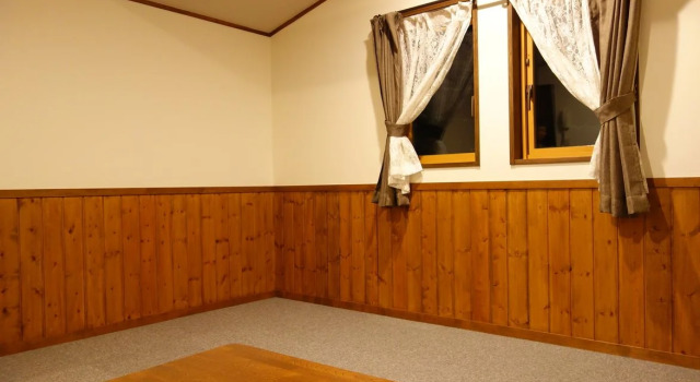 Community House Tyrolien, Boek Hotel Hakuba 