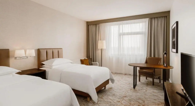 Двухместный номер Deluxe Sheraton Poznan Hotel