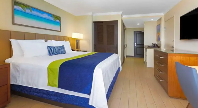 Двухместный номер Standard с частичным видом на океан Wyndham Deerfield Beach Resort