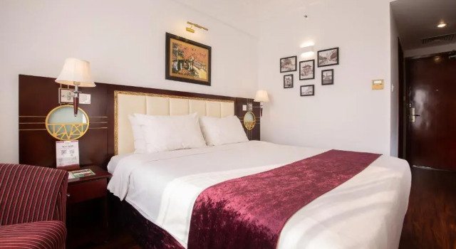 Двухместный номер Superior Flower Garden Hotel